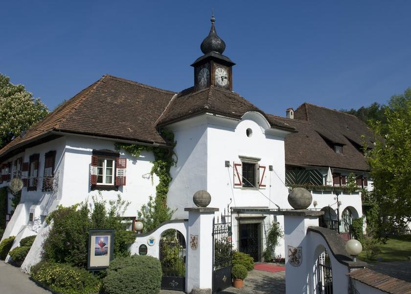Carinthia Poertschach am Woerthersee Front of property
