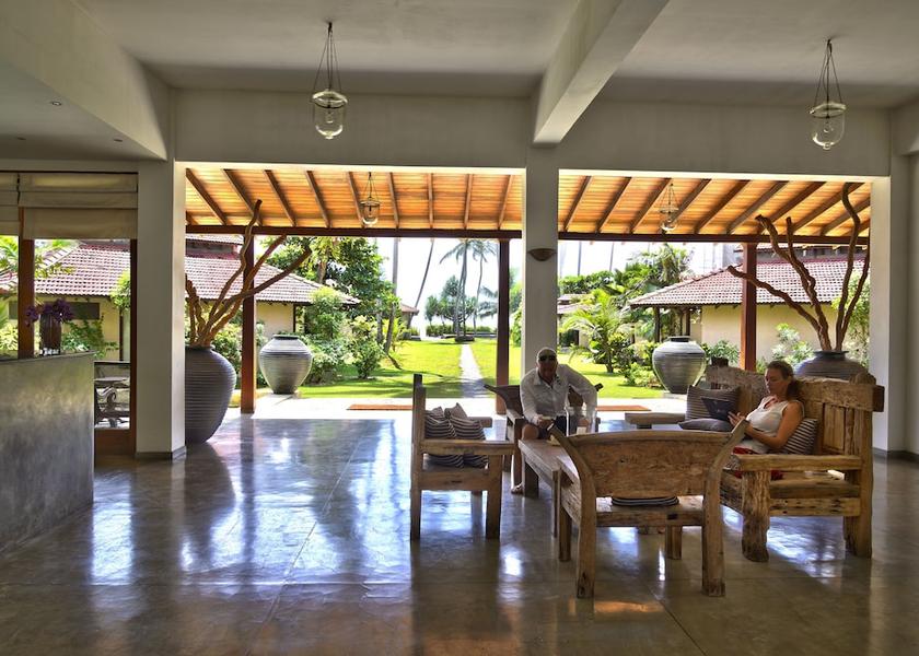 Matara District Weligama Lobby