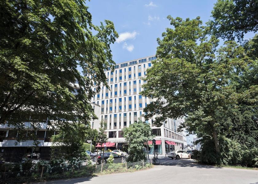 North Rhine-Westphalia Düsseldorf Front of property