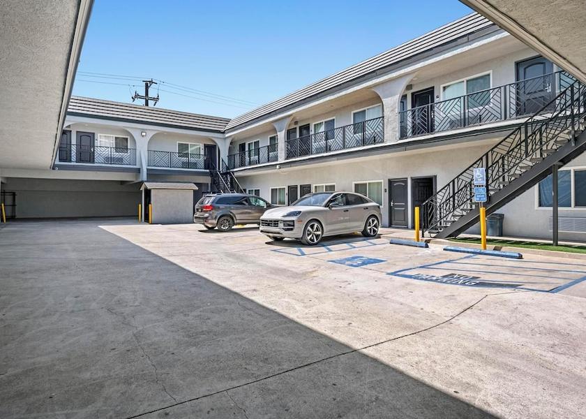 California Long Beach Facade