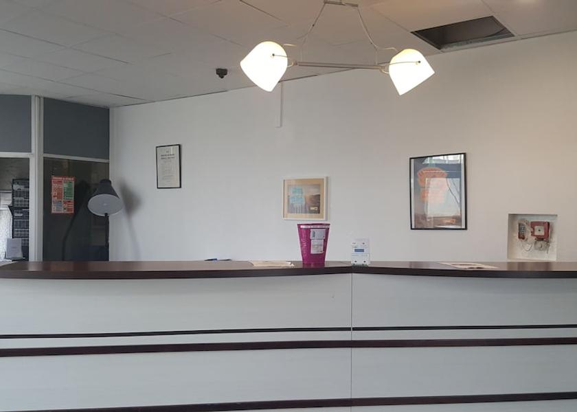 Île-de-France Cergy Reception