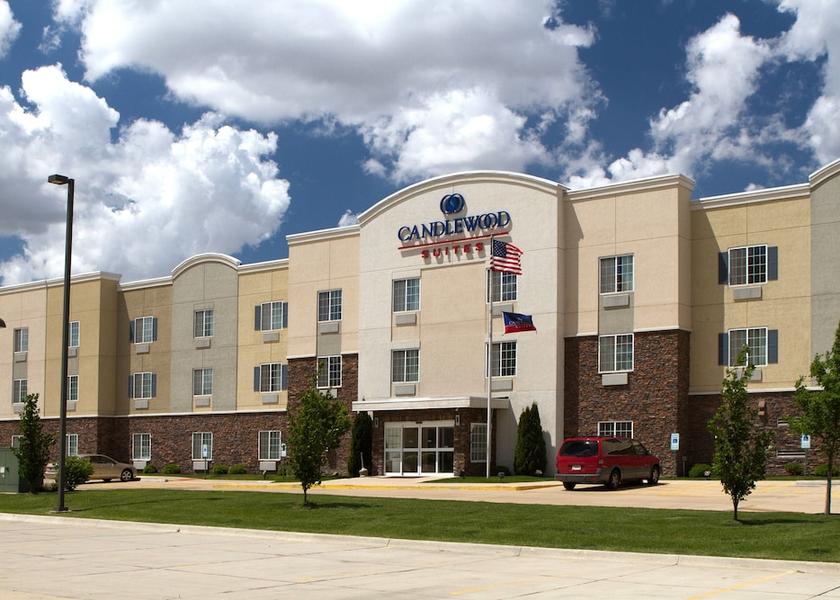 Illinois Champaign Exterior Detail