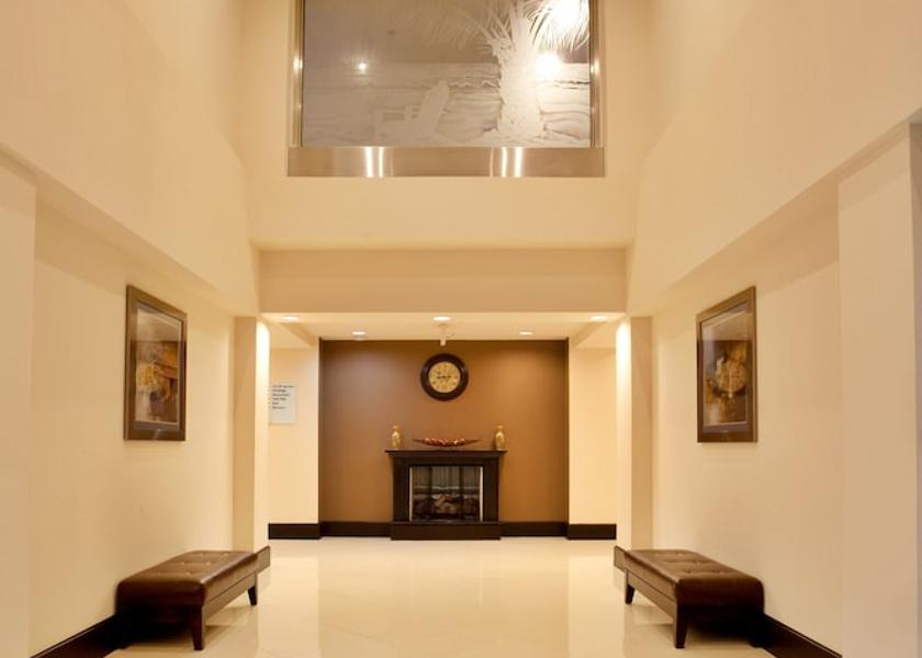 North Carolina Hope Mills Lobby