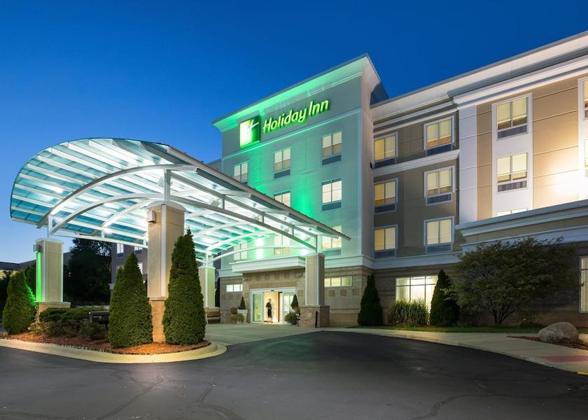 Michigan Jackson Exterior Detail