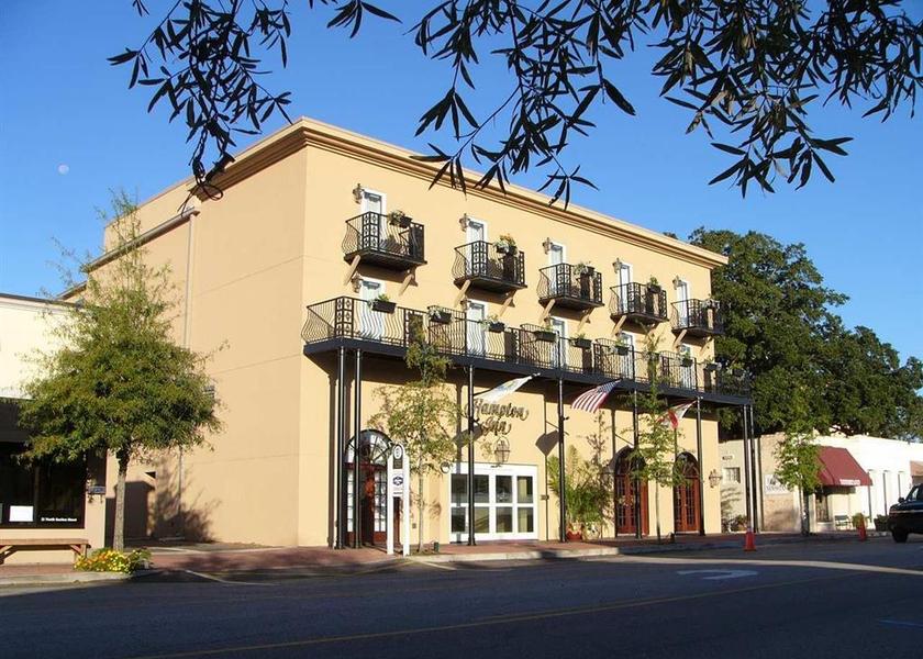 Alabama Fairhope Hotel Exterior