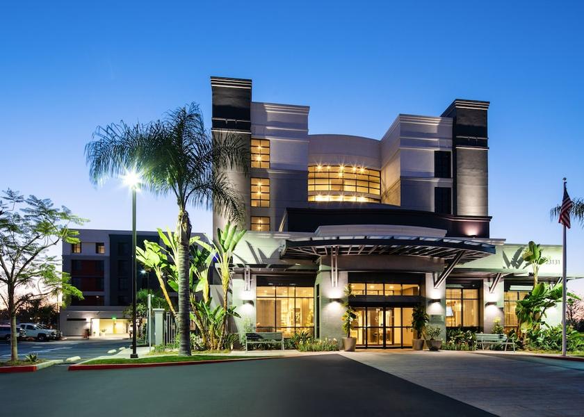 California Lake Forest Primary image