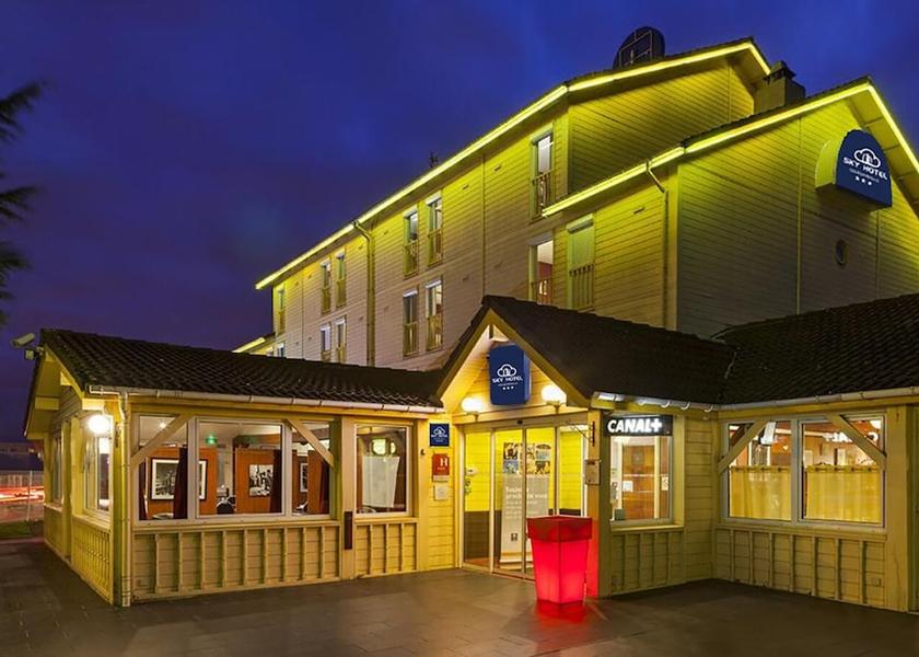 Ile-de-France Goussainville Facade