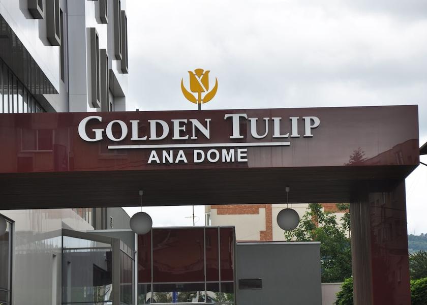  Cluj-Napoca Entrance