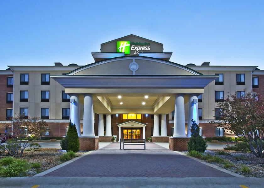 Indiana Anderson Exterior Detail