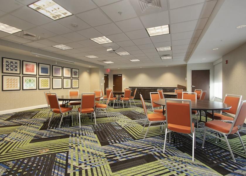 Florida Apopka Meeting Room