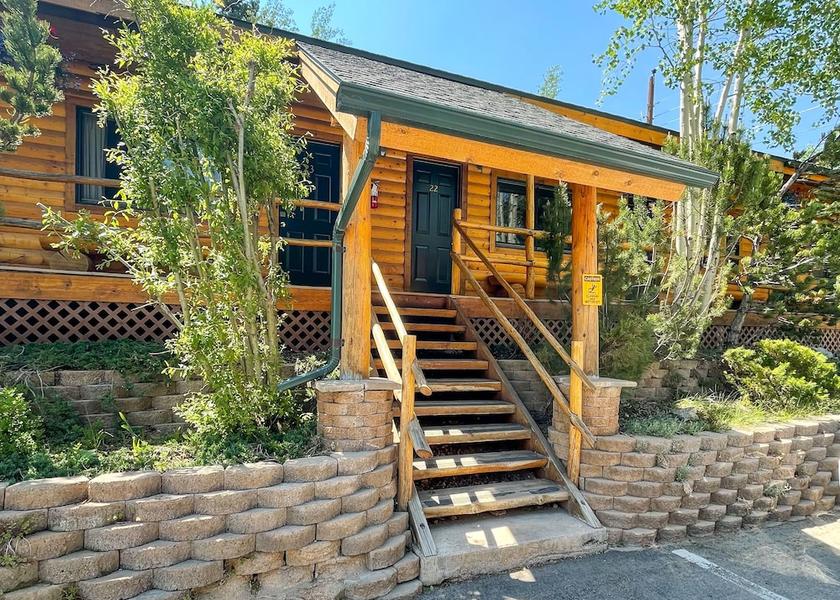 Colorado Grand Lake Exterior Detail