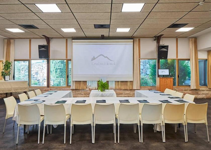  Tzuba Meeting Room