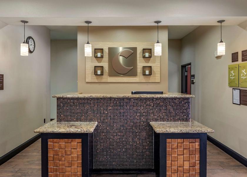 Texas Paris Lobby