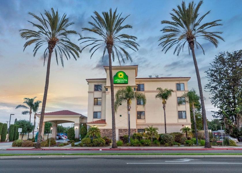 California Hawaiian Gardens Primary image