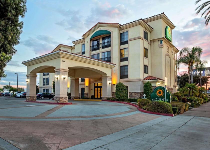 California Hawaiian Gardens Exterior Detail