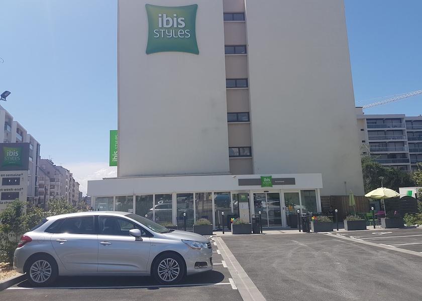 Auvergne-Rhone-Alpes Ambilly Terrace