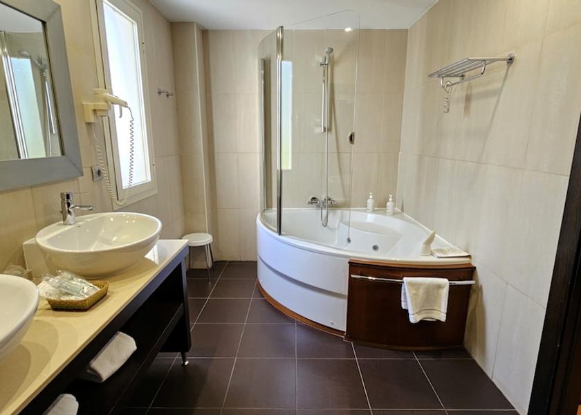 Extremadura Badajoz Bathroom