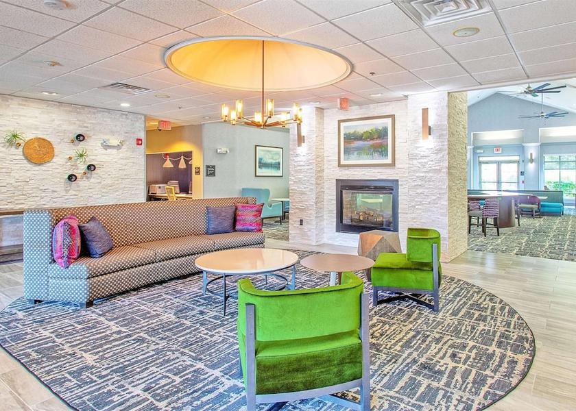 Virginia Leesburg Lobby