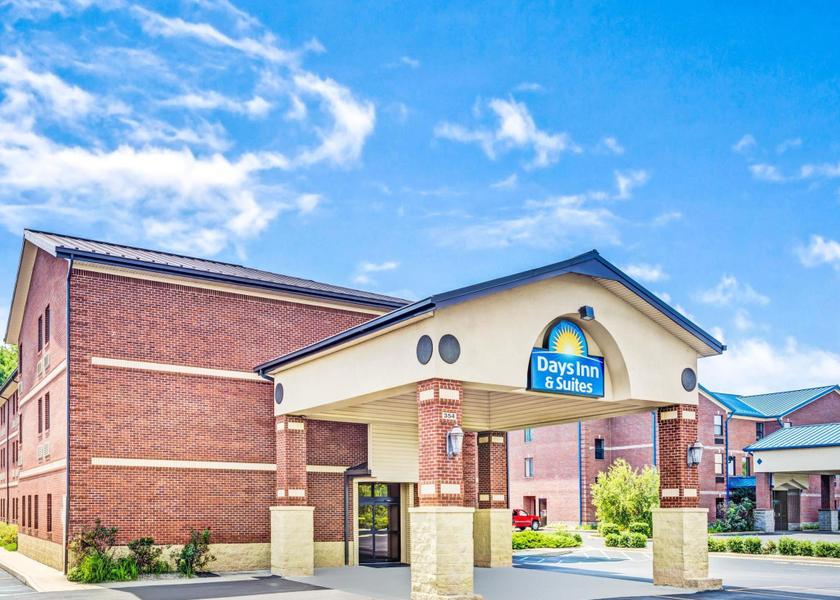 Indiana Jeffersonville Hotel Exterior
