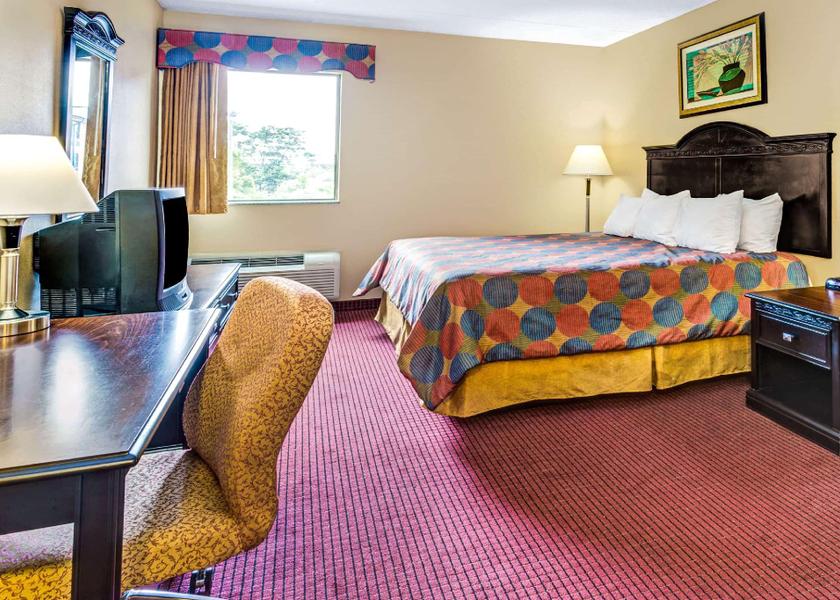 Indiana Jeffersonville 1 King Bed Non-Smoking