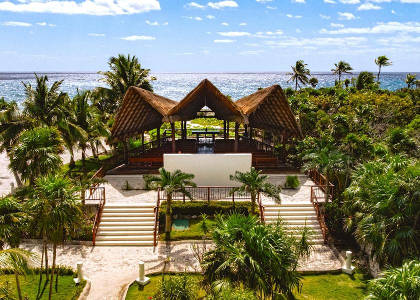 Quintana Roo Akumal Outdoor Wedding Area
