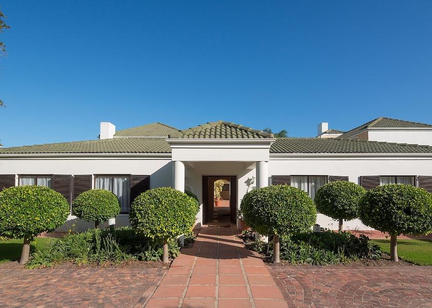 Western Cape Knysna Courtyard