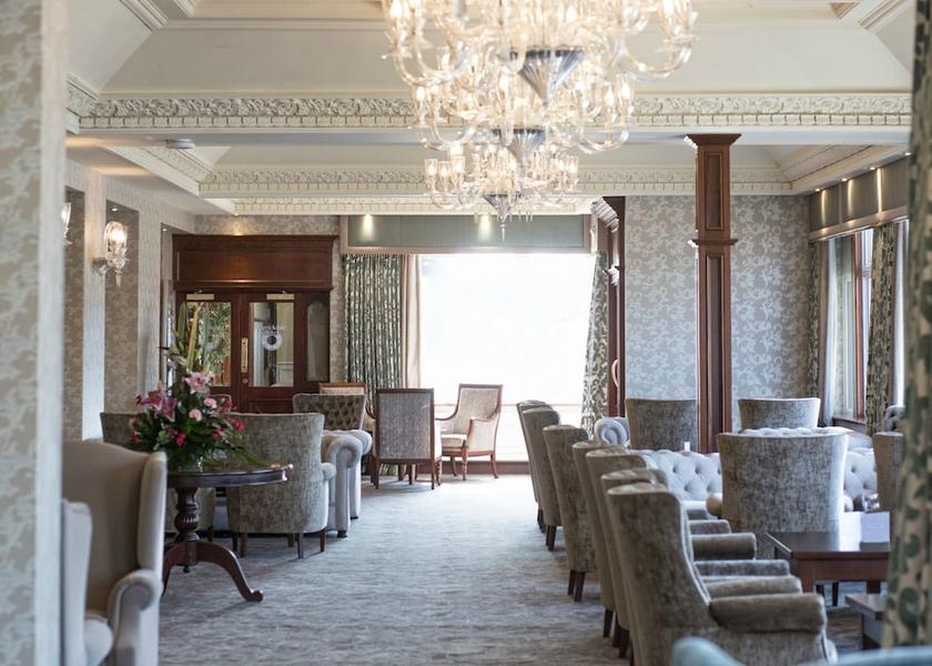 Louth (county) Dundalk Interior Entrance