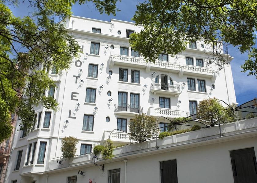 Auvergne-Rhone-Alpes Lyon Facade
