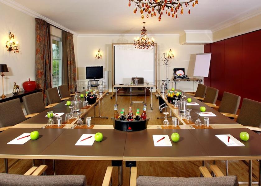 Bavaria Fahrenzhausen Meeting facility