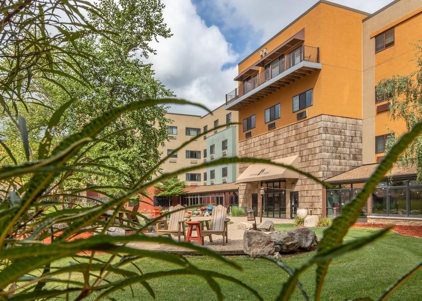 Iowa Sioux City Exterior Detail