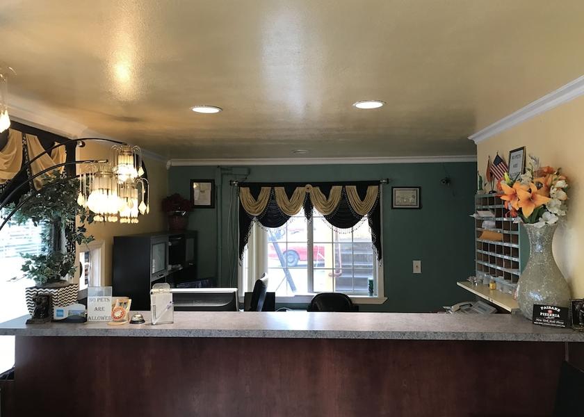 Oregon Medford Interior Entrance