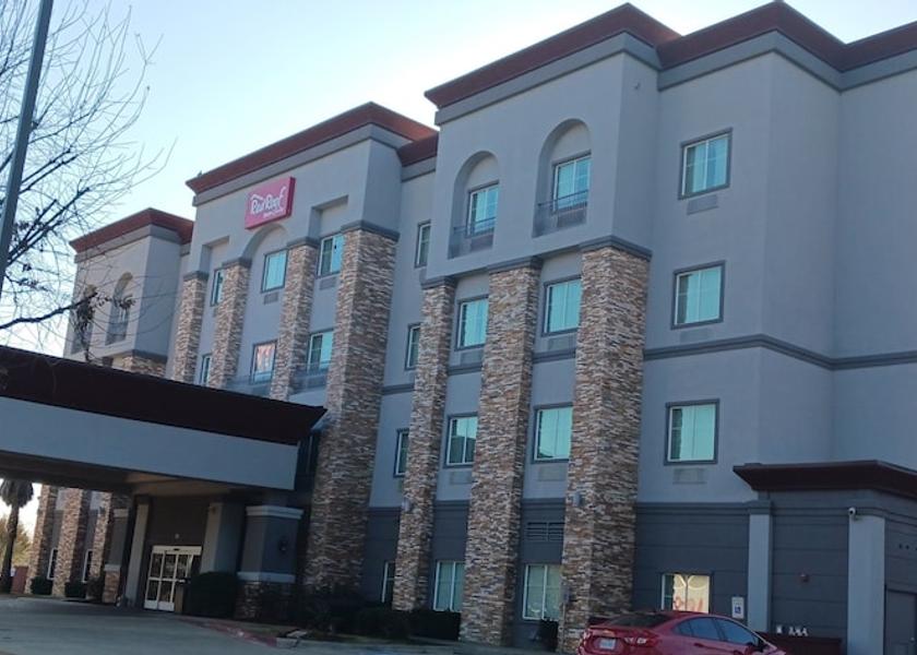 Texas Longview Exterior Detail