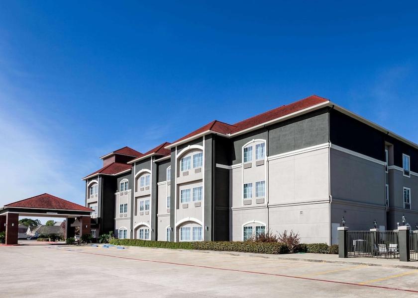 Texas Lumberton Exterior Detail