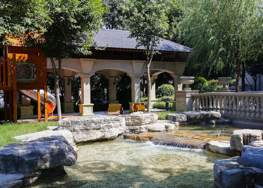 Shandong Qingdao Exterior Detail