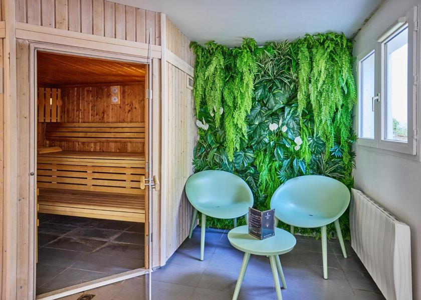 Brittany Carnac sauna