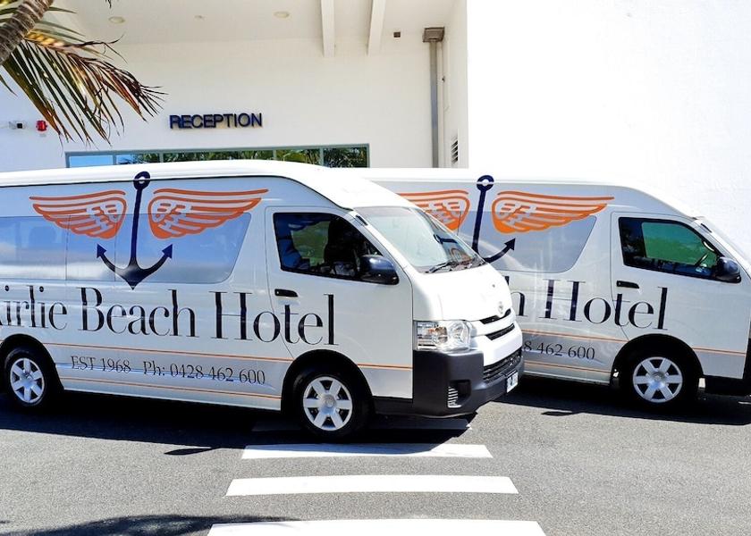 Queensland Airlie Beach Airport shuttle