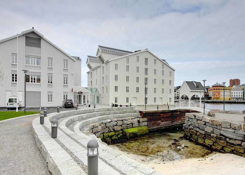 More og Romsdal (county) Kristiansund Facade