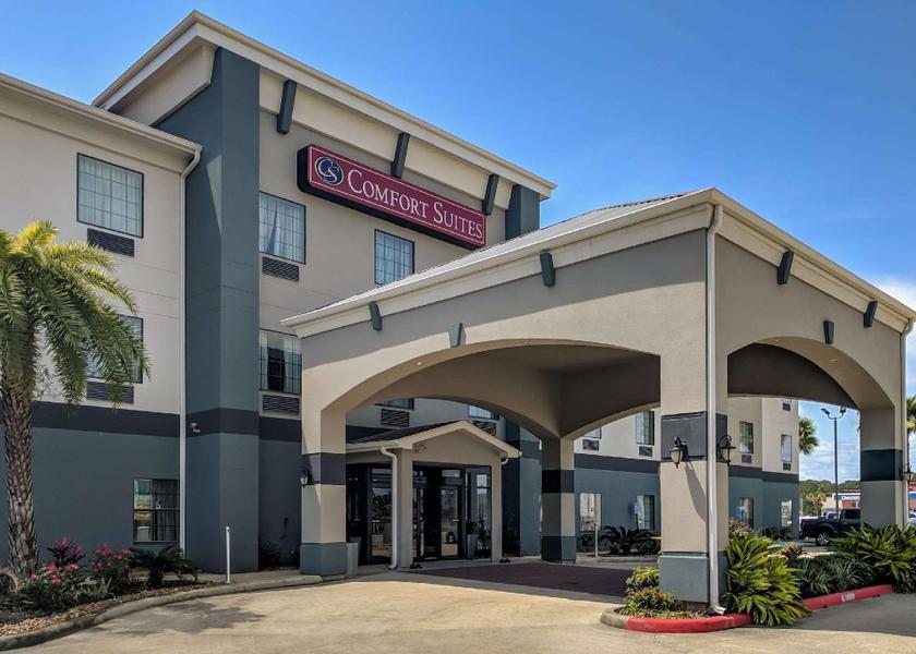 Louisiana Sulphur exterior view