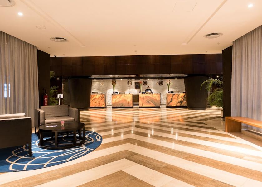  Libreville Lobby