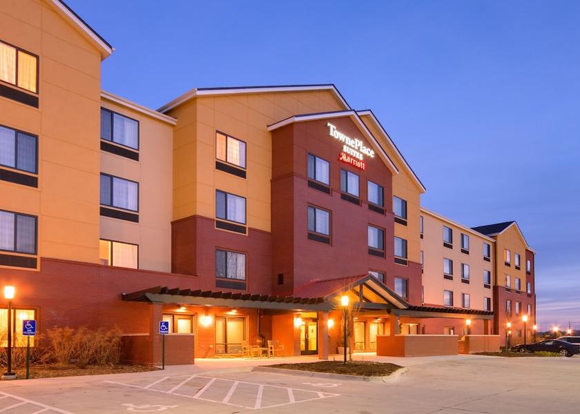 Nebraska Omaha Front of property - evening/night