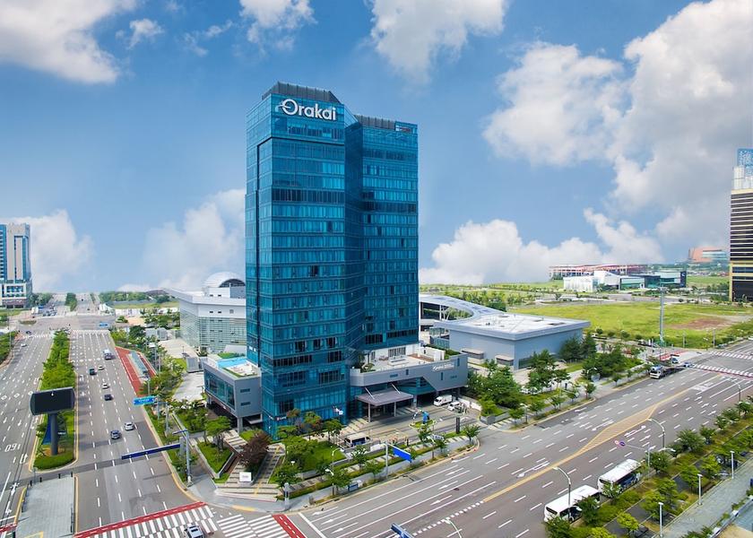  Incheon Exterior