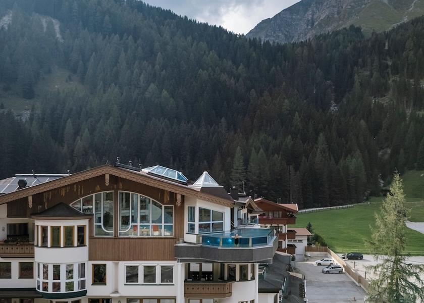 Tyrol Tux Facade