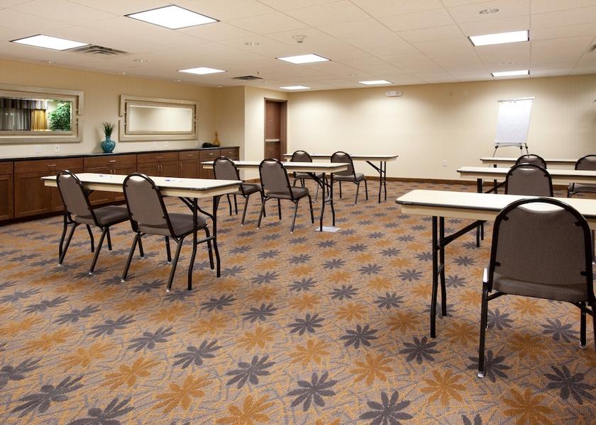 Colorado Lamar Meeting Room