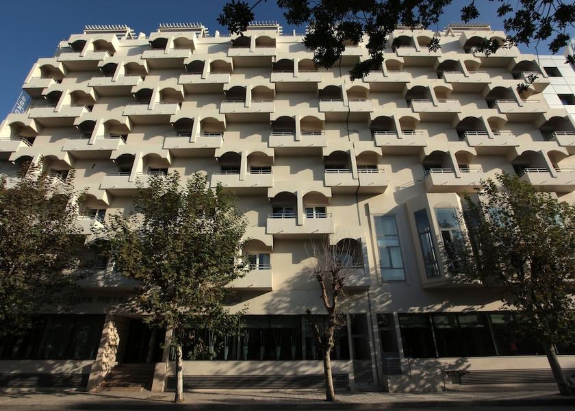  Tunis Facade