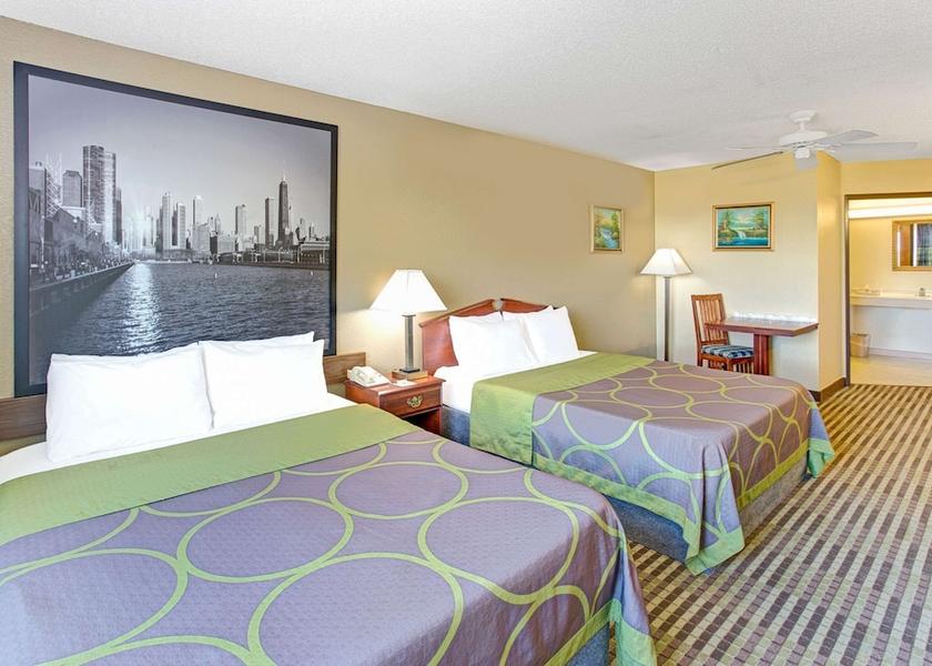 Illinois Gurnee Room