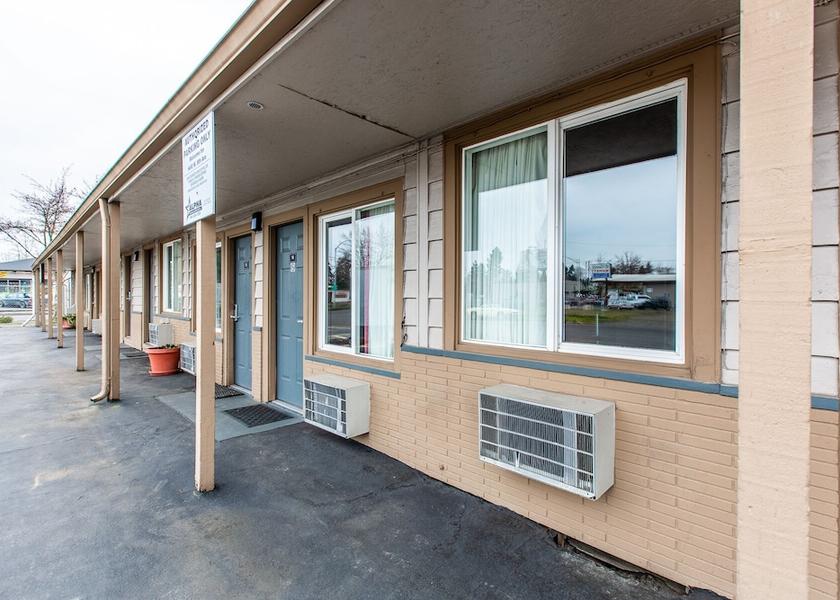 Oregon Eugene Facade