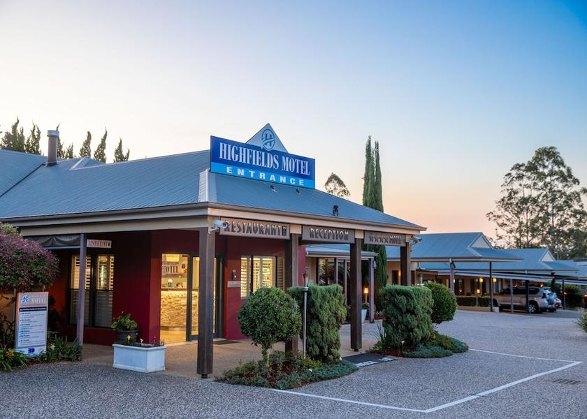 Queensland Highfields Front of property