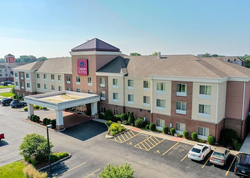 Illinois Urbana Exterior