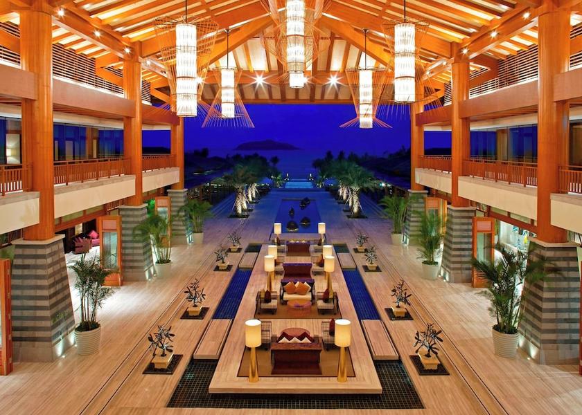 Hainan Wanning Lobby