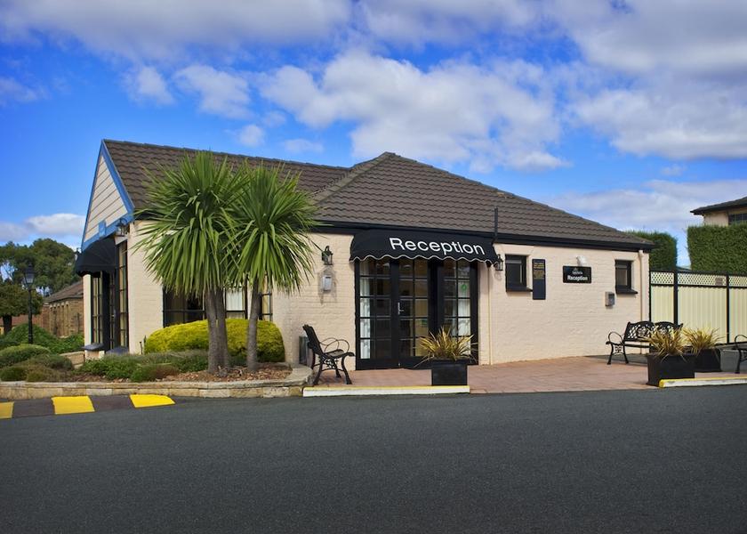 Tasmania Launceston Reception